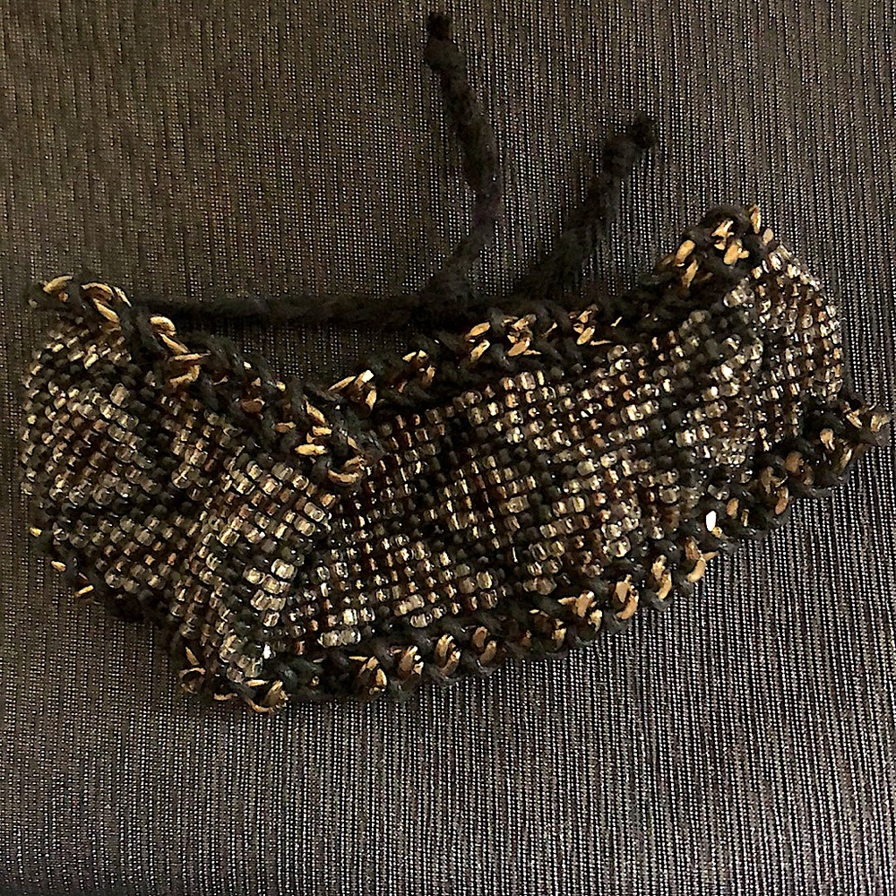 AE chunky metallic tie bracelet